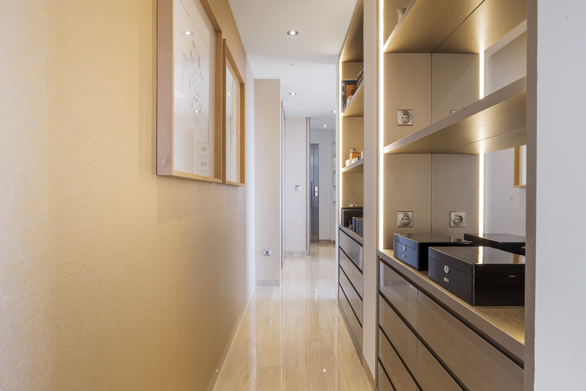 Penthouse te koop in Benahavís | 4 slaapkamers H5440771