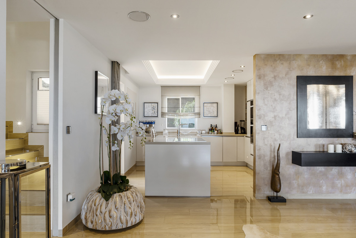 Penthouse te koop in Benahavís | 4 slaapkamers H5440771