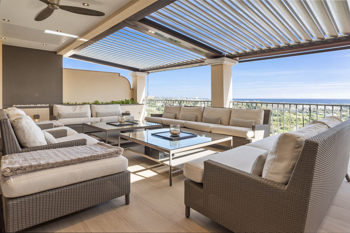Penthouse te koop in Benahavís | 4 slaapkamers H5440771