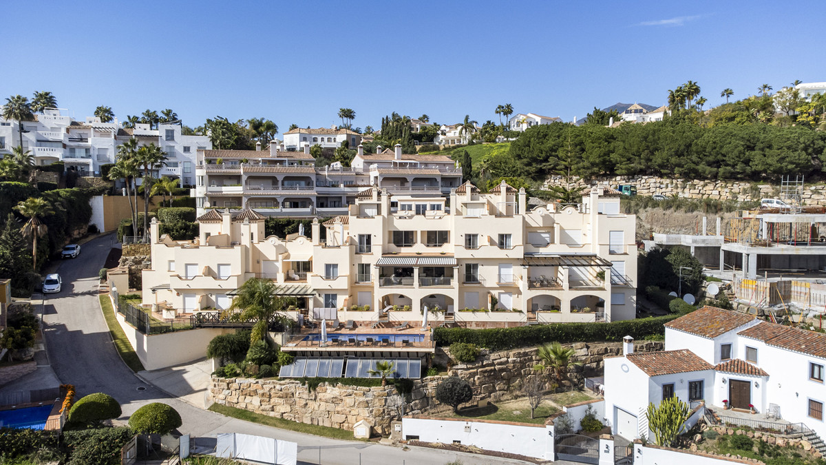 Penthouse te koop in Benahavís | 4 slaapkamers H5440771