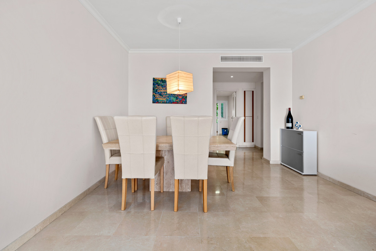 Appartement te koop in Benahavís | 2 slaapkamers H5442313