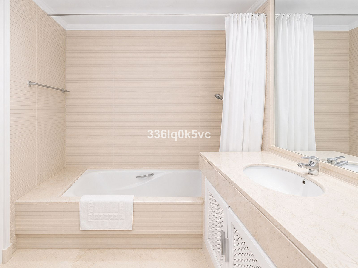 Appartement te koop in Benahavís | 2 slaapkamers H5447299