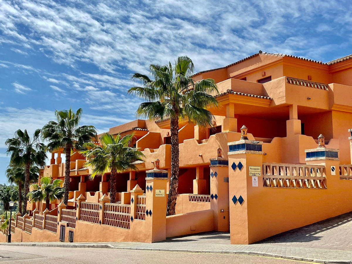 Penthouse te koop in Benahavís | 1 slaapkamers H5452303