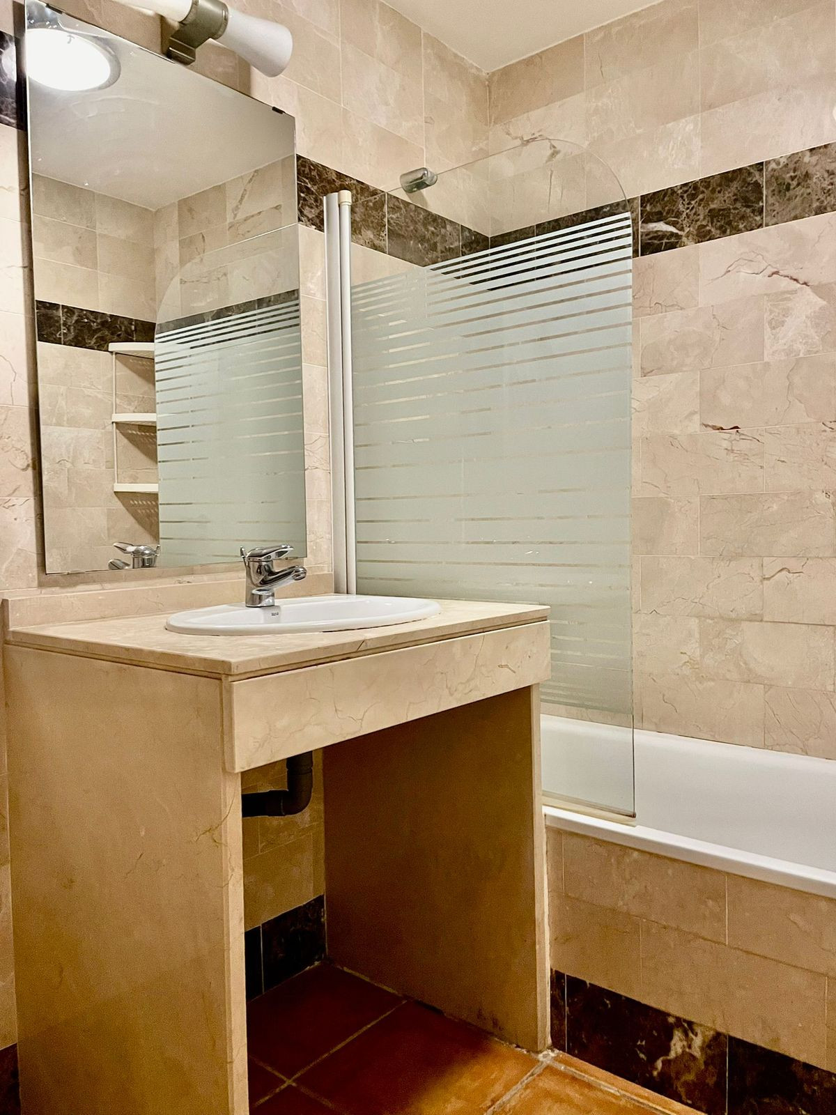 Penthouse te koop in Benahavís | 1 slaapkamers H5452303