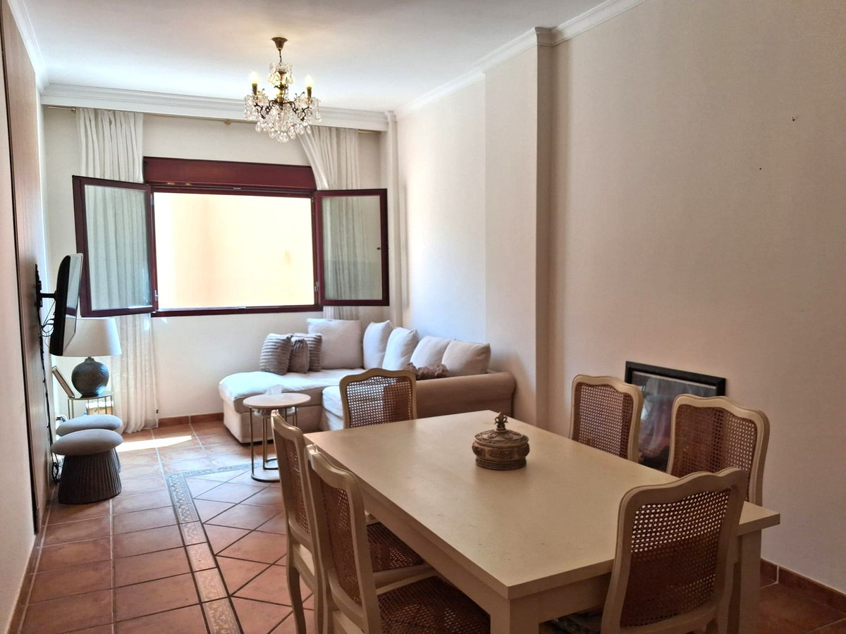 Penthouse te koop in Benahavís | 1 slaapkamers H5452303