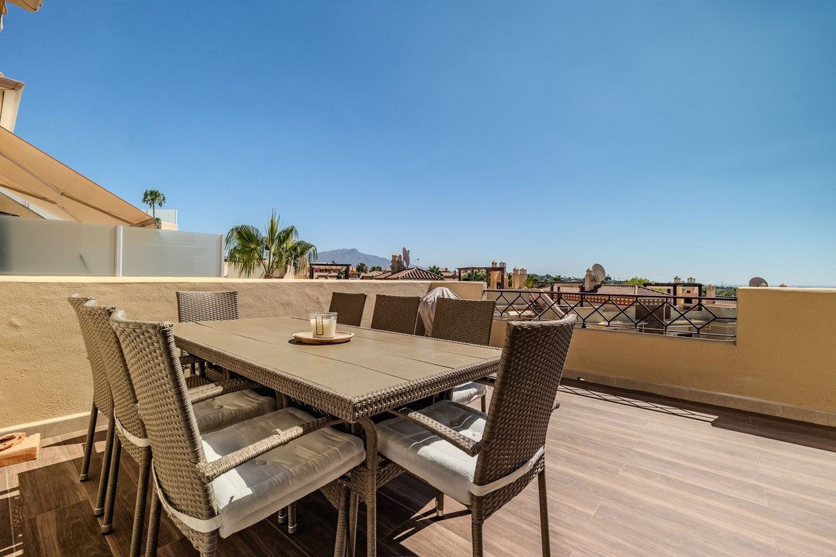 Appartement te koop in Benahavís | 2 slaapkamers H5462992