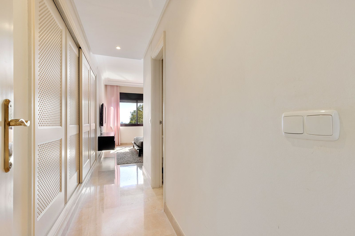 Penthouse te koop in Benahavís | 2 slaapkamers H5475820