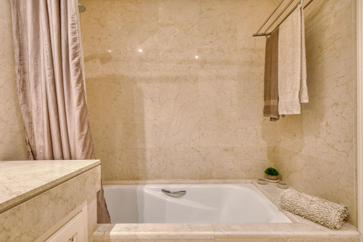 Penthouse te koop in Benahavís | 2 slaapkamers H5475820