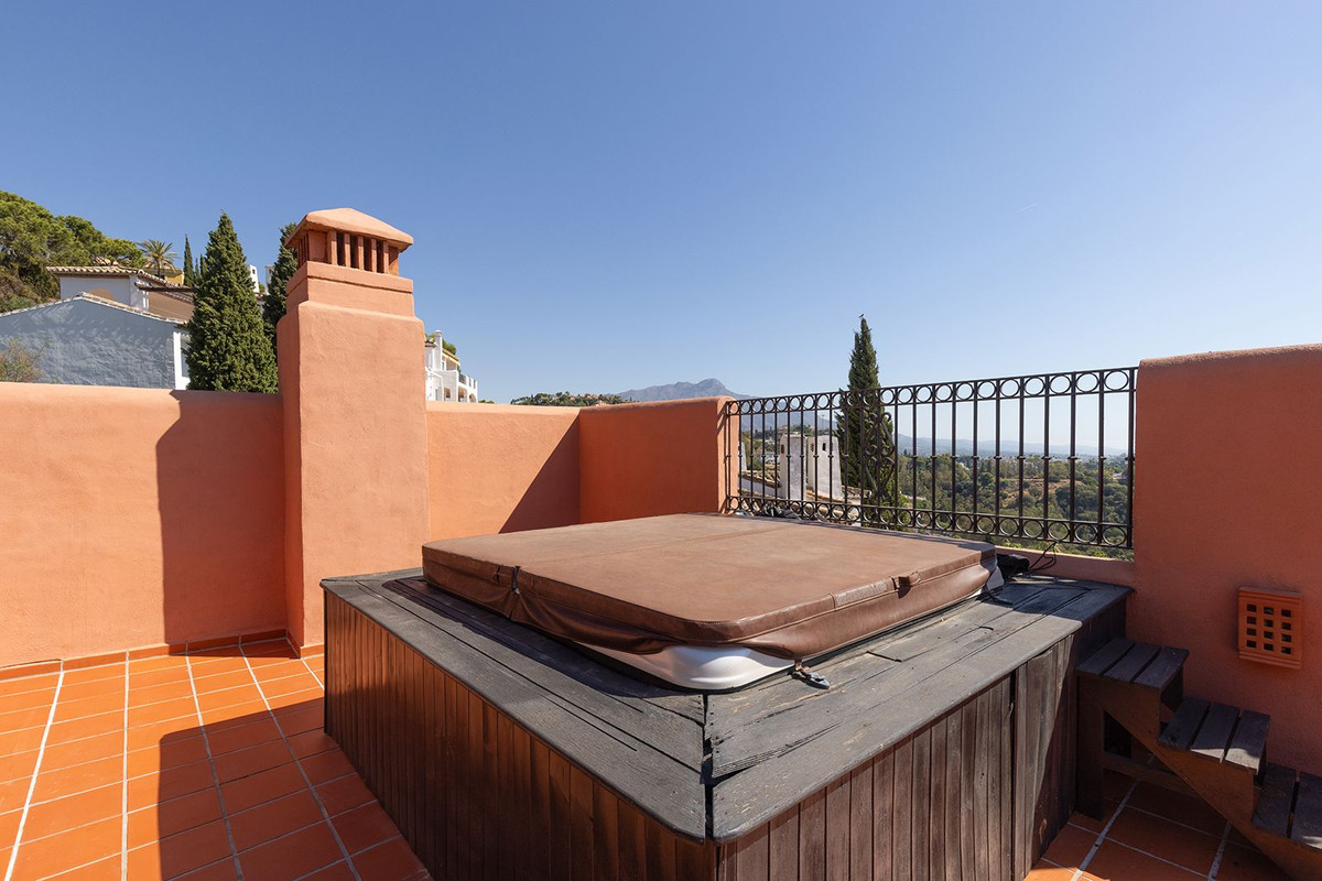 Penthouse te koop in Benahavís | 2 slaapkamers H5475820