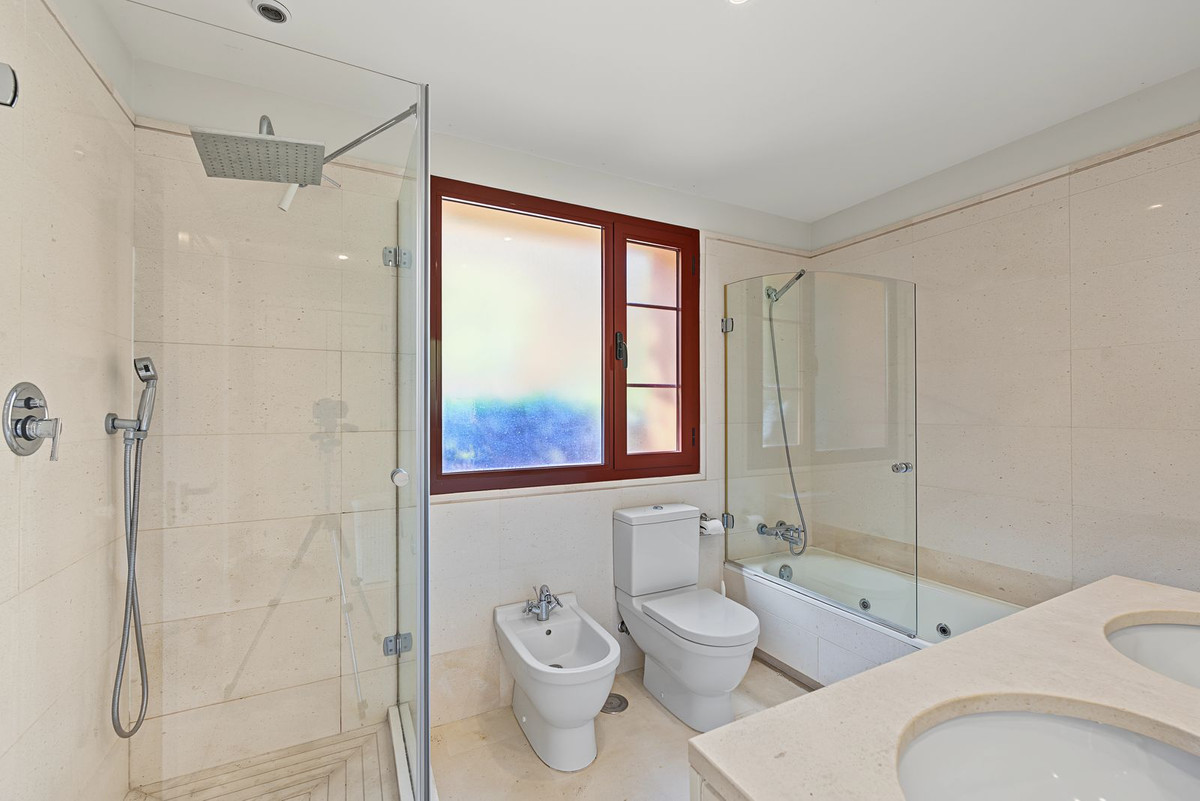 Appartement te koop in Benahavís | 3 slaapkamers H5486677