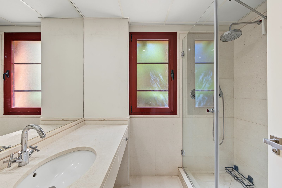 Appartement te koop in Benahavís | 3 slaapkamers H5486677