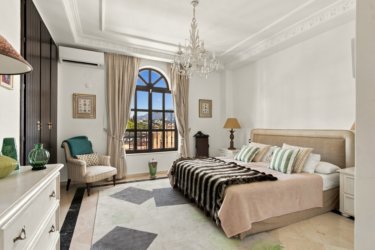 Penthouse te koop in Benahavís | 7 slaapkamers H5486857