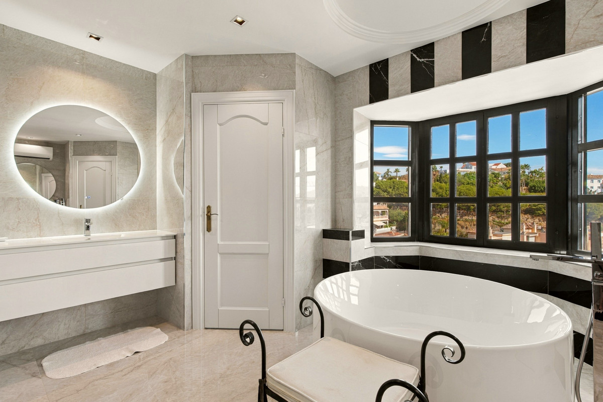 Penthouse te koop in Benahavís | 7 slaapkamers H5486857
