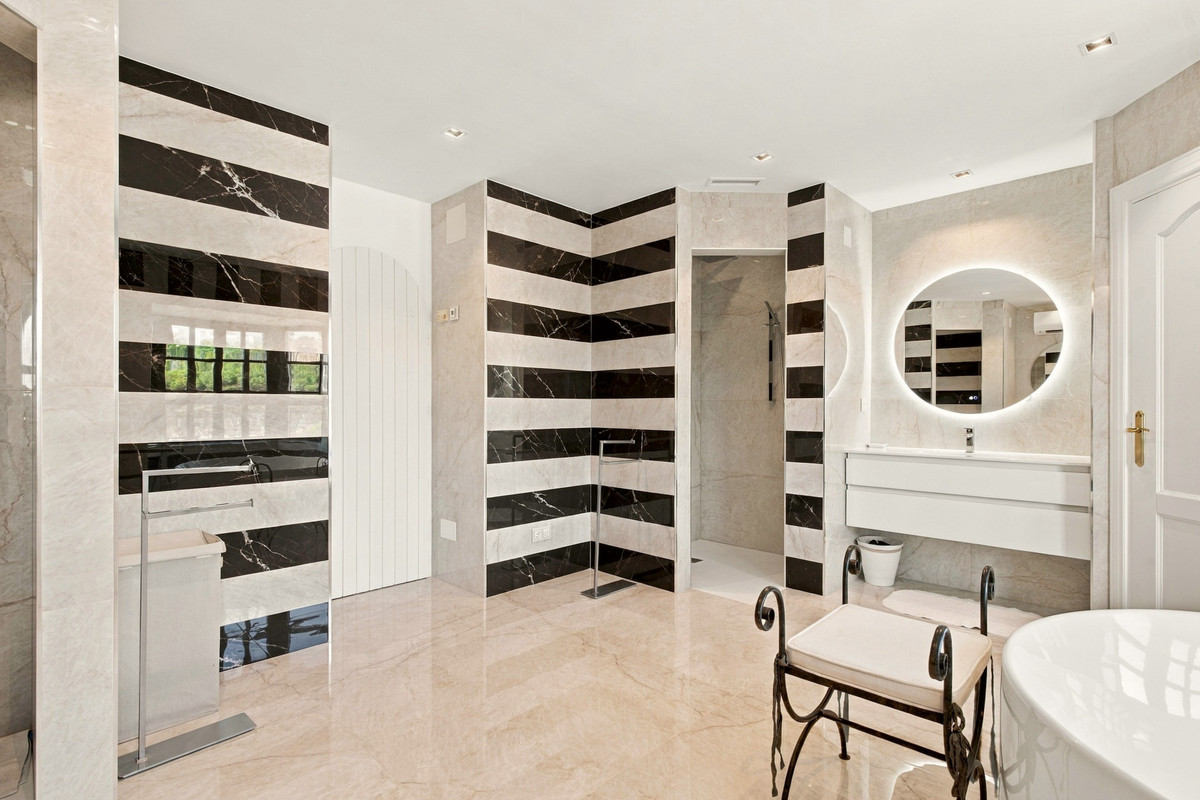 Penthouse te koop in Benahavís | 7 slaapkamers H5486857