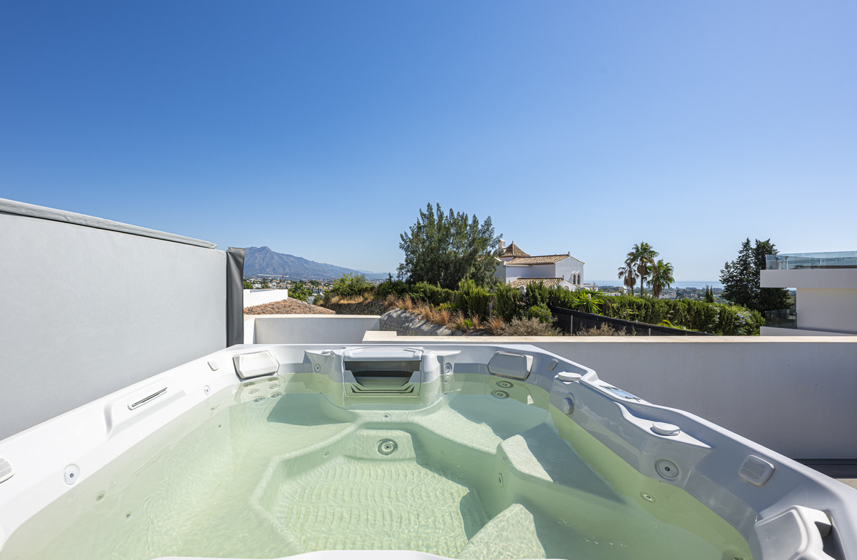 Penthouse te koop in Benahavís | 3 slaapkamers H5492740