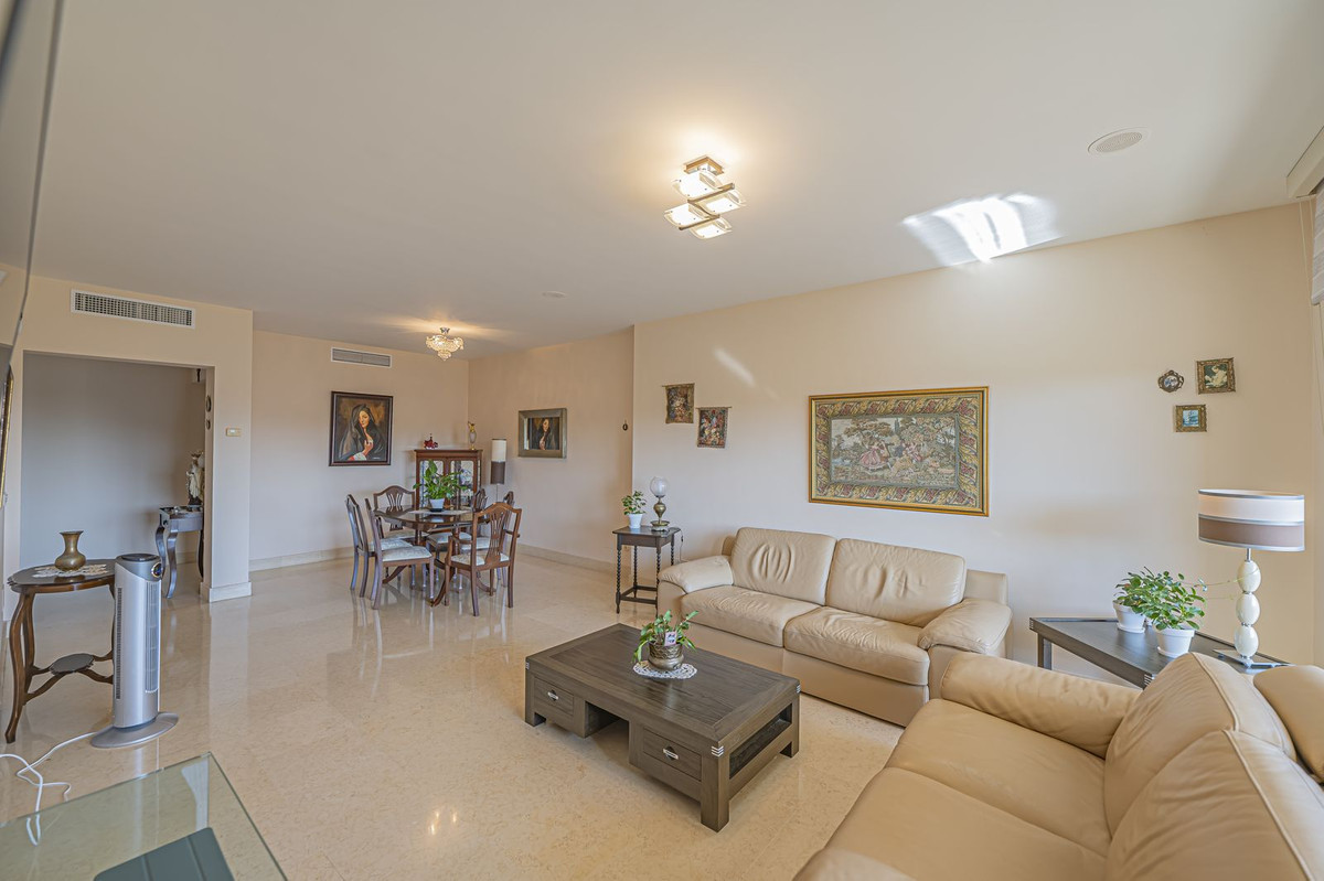 Appartement te koop in Benahavís | 3 slaapkamers H5499688
