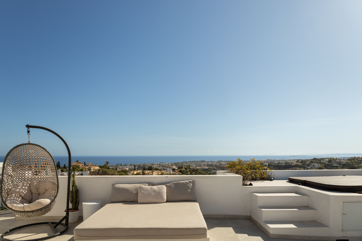 Penthouse te koop in Benahavís | 3 slaapkamers H5527063