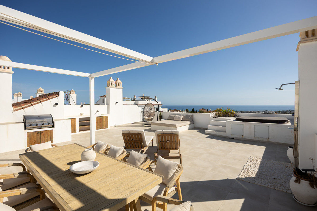 Penthouse te koop in Benahavís | 3 slaapkamers H5527063