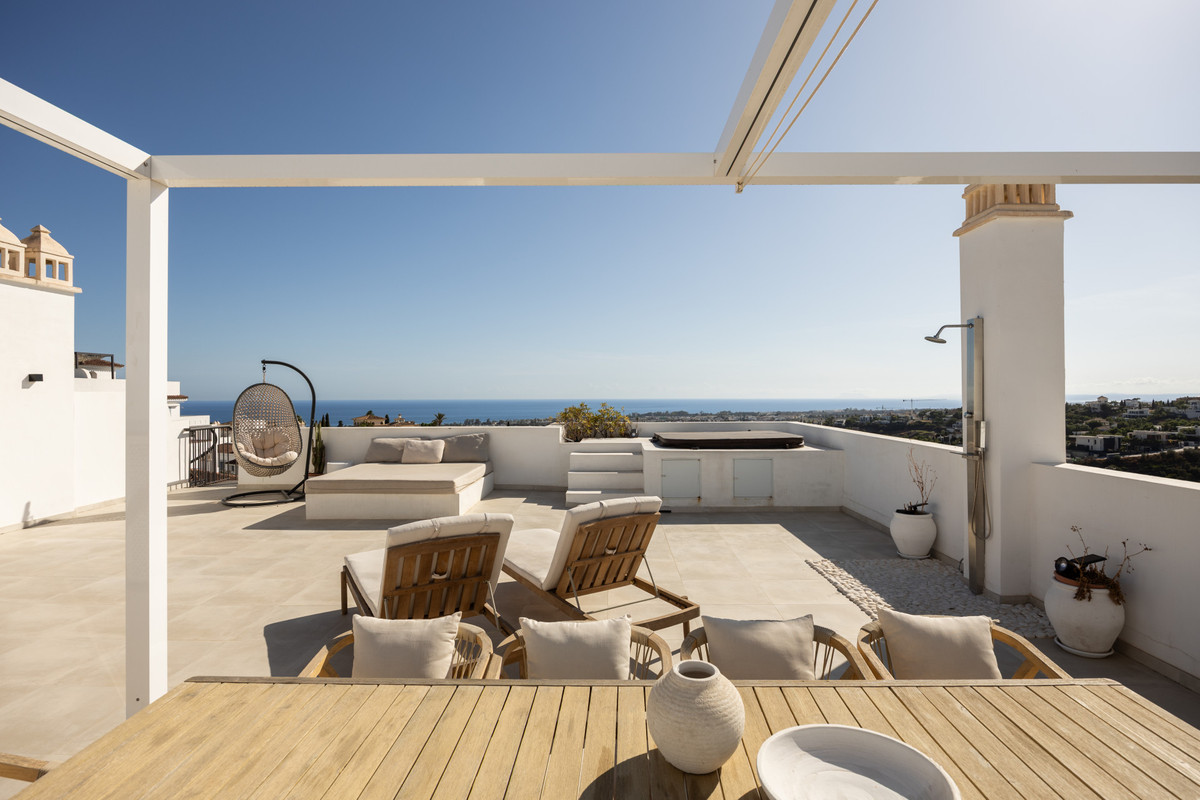 Penthouse te koop in Benahavís | 3 slaapkamers H5527063