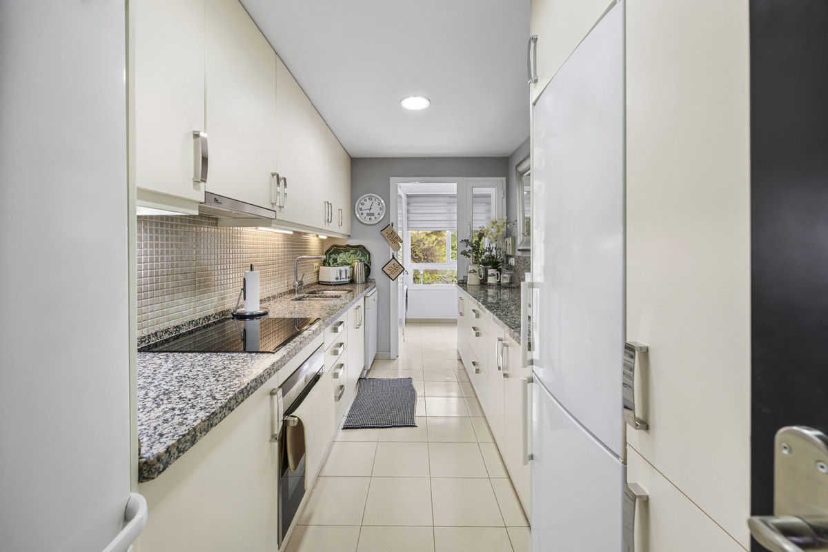 Penthouse te koop in Benahavís | 2 slaapkamers H5530534