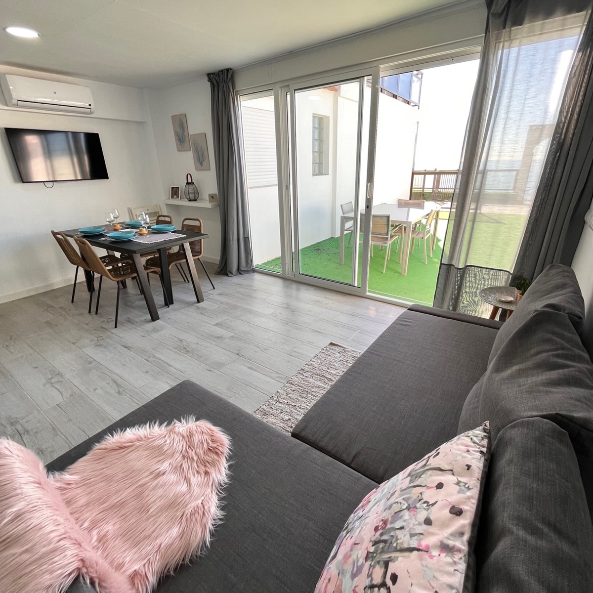 Appartement te koop in Benalmadena | 7 slaapkamers H4030888