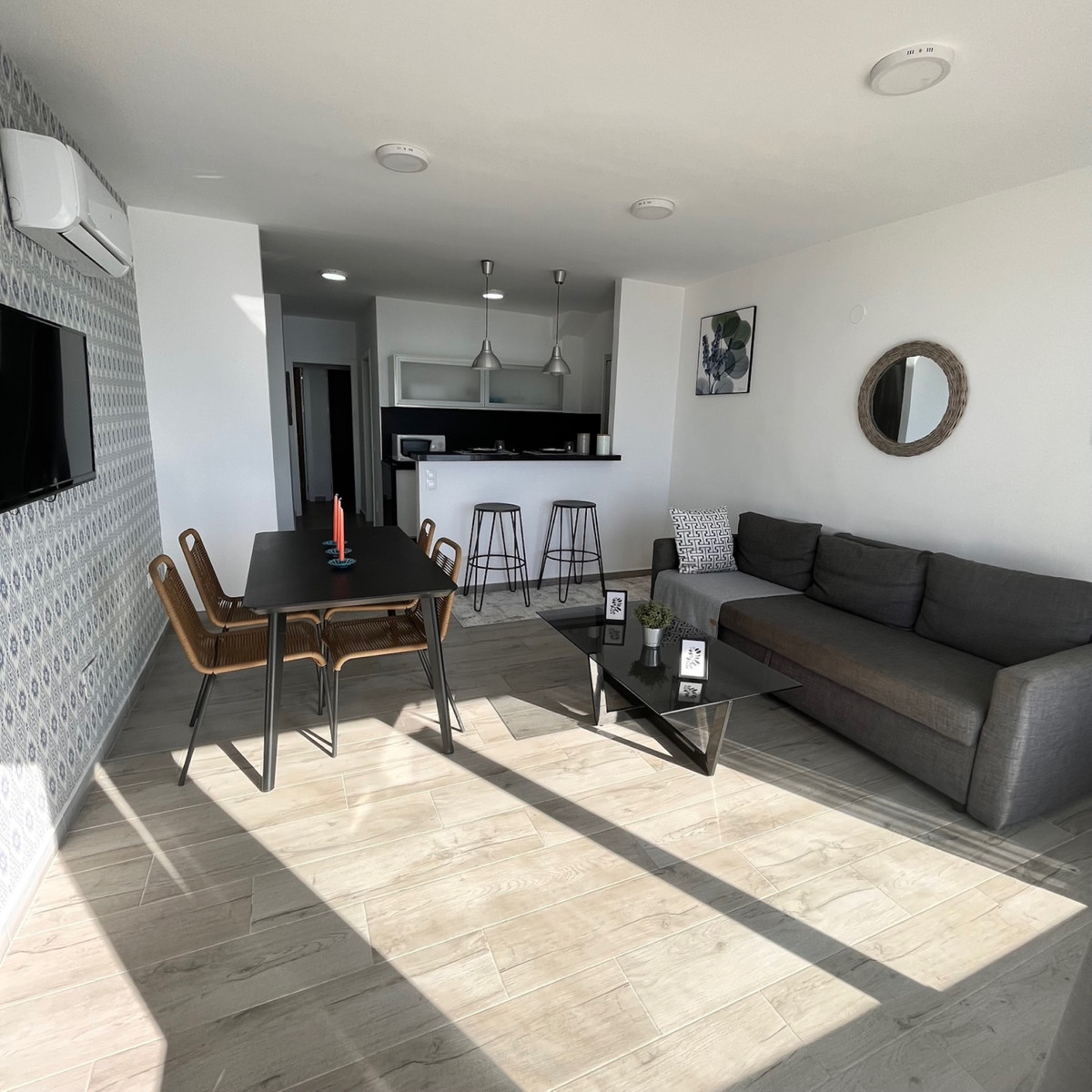 Appartement te koop in Benalmadena | 7 slaapkamers H4030888