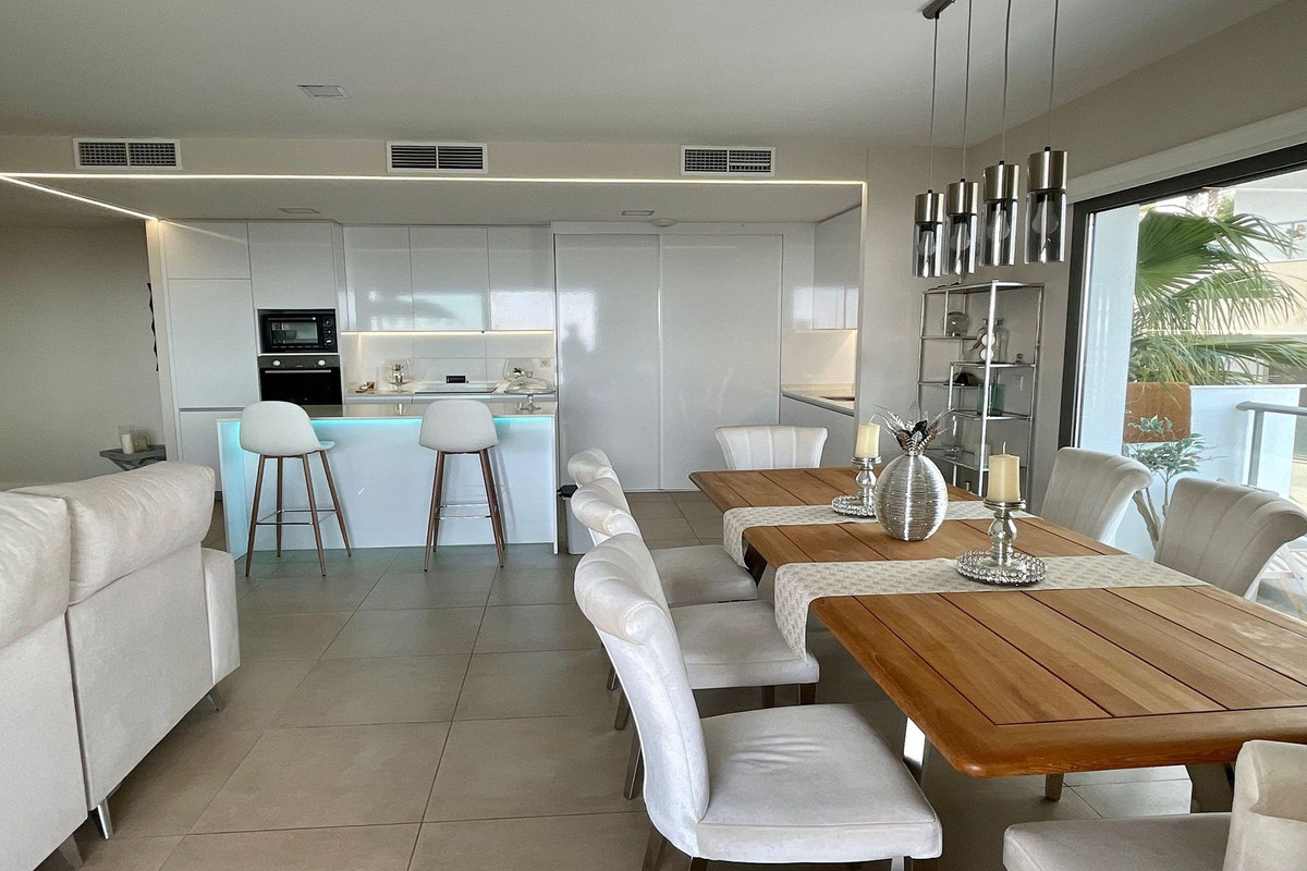 Appartement te koop in Benalmadena | 3 slaapkamers H5020915