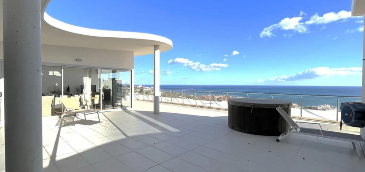 Penthouse te koop in Benalmadena | 3 slaapkamers H5034829
