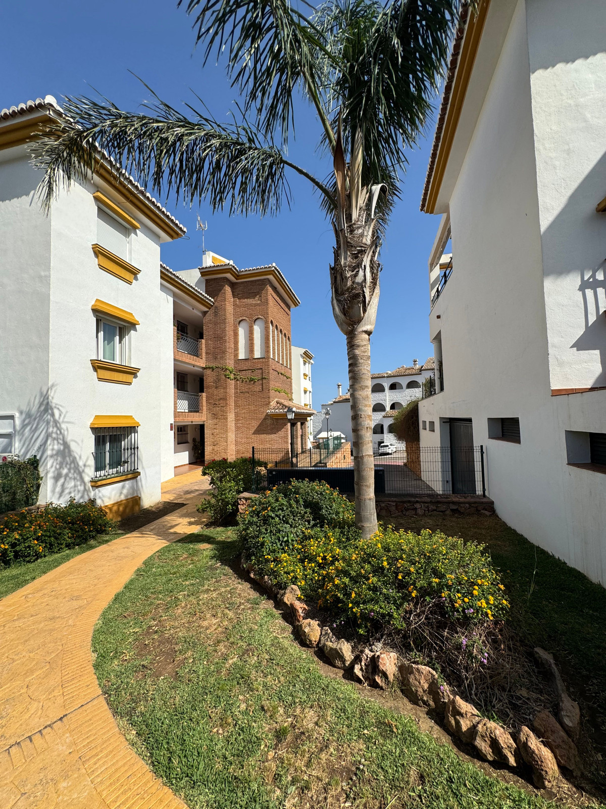 Appartement te koop in Benalmadena | 2 slaapkamers H5076736