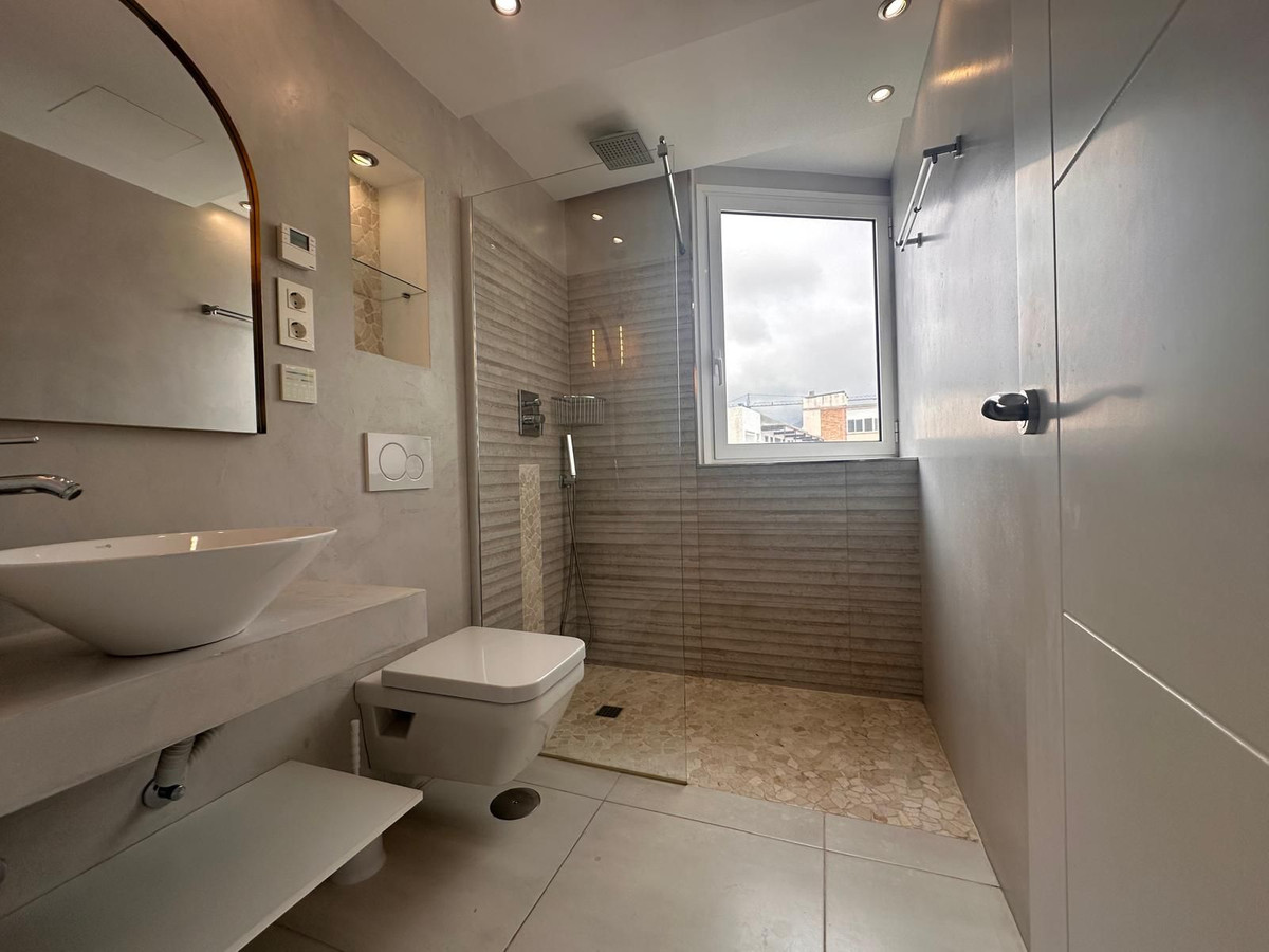 Appartement te koop in Benalmadena | 2 slaapkamers H5078128