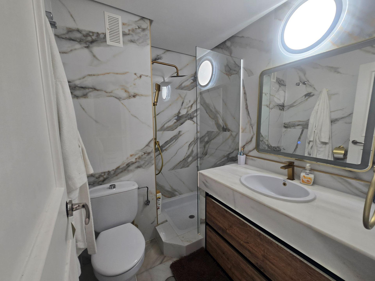 Appartement te koop in Benalmadena | 2 slaapkamers H5081701