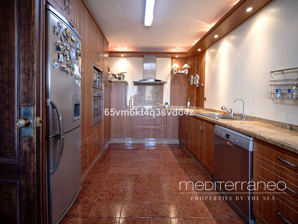 Appartement te koop in Benalmadena | 3 slaapkamers H5084188