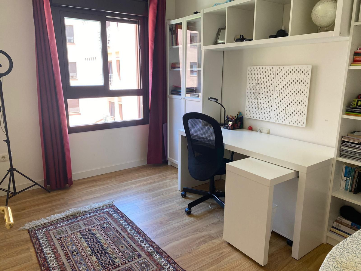 Appartement te koop in Benalmadena | 4 slaapkamers H5118865