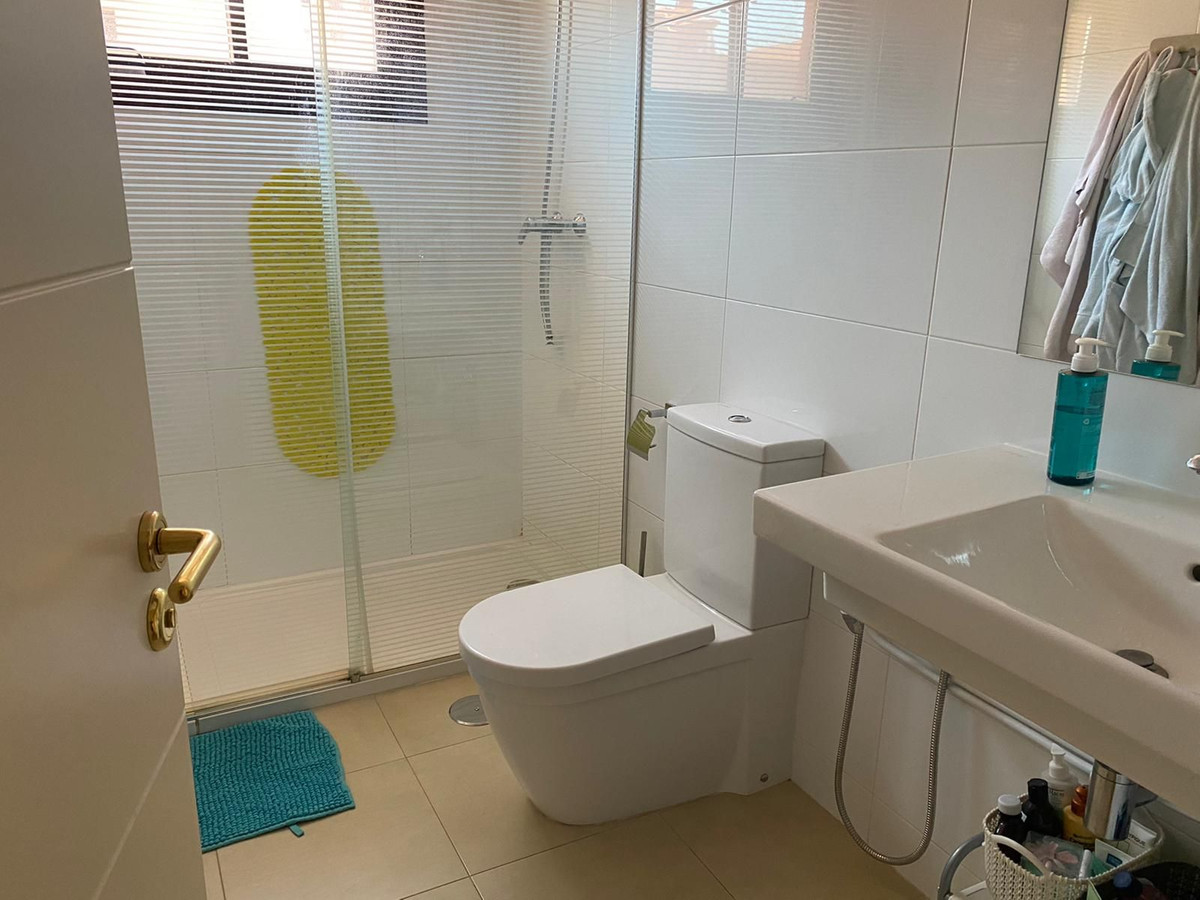 Appartement te koop in Benalmadena | 4 slaapkamers H5118865