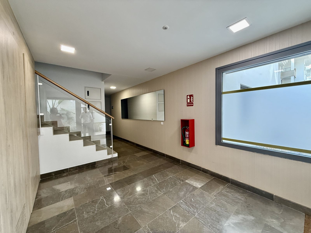 Apartment for sale in Benalmadena | 3 bedrooms H5129107