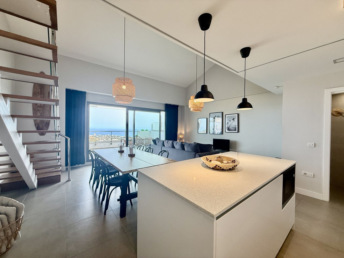 Apartment for sale in Benalmadena | 3 bedrooms H5129107