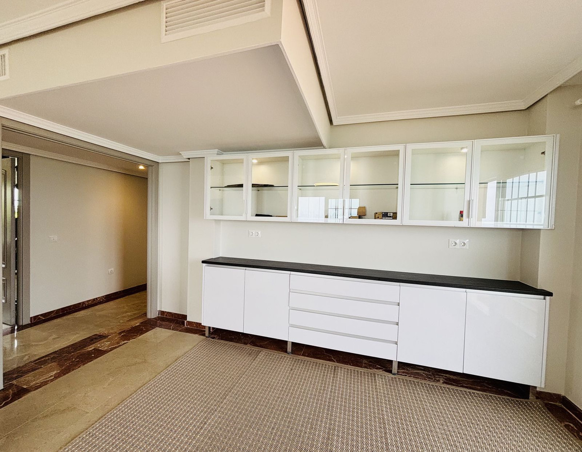 Apartment for sale in Benalmadena | 3 bedrooms H5130844