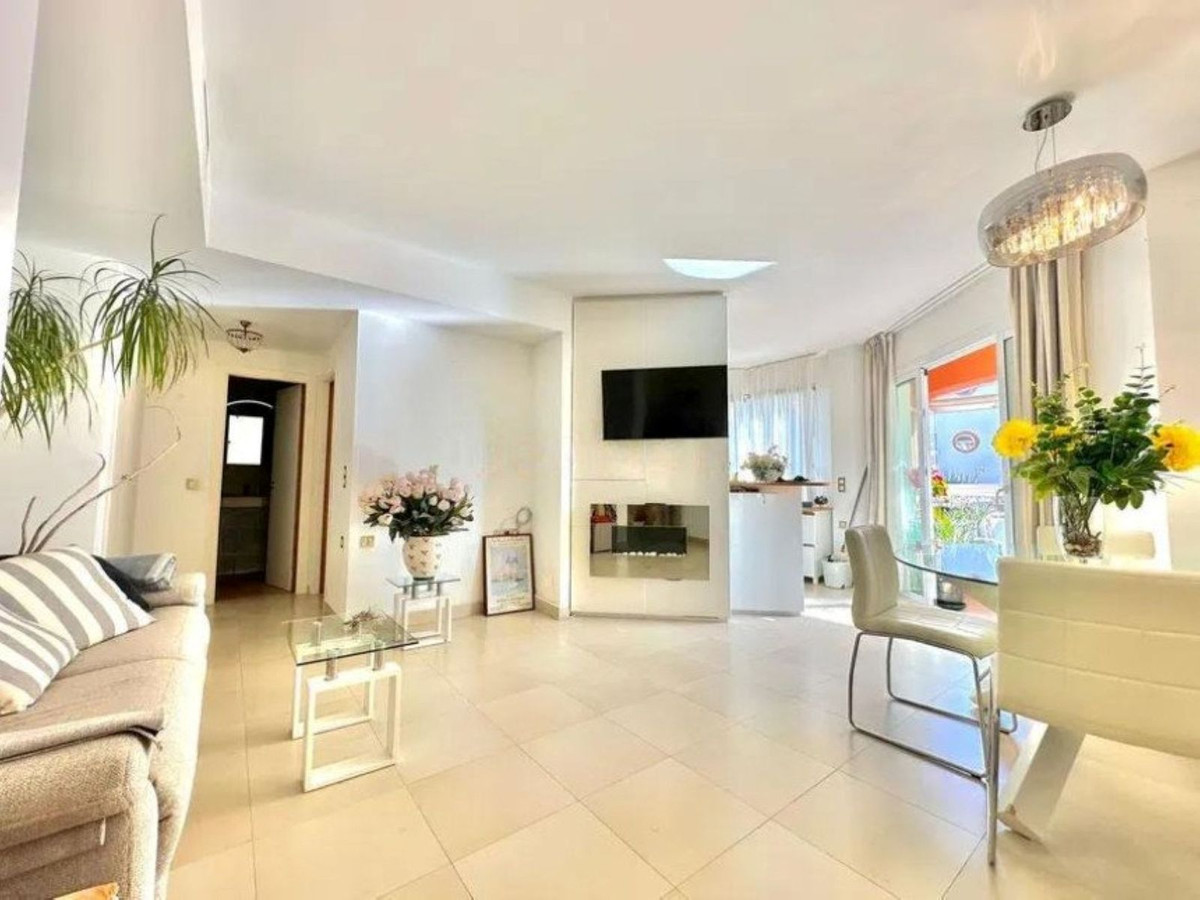Appartement te koop in Benalmadena | 2 slaapkamers H5137456