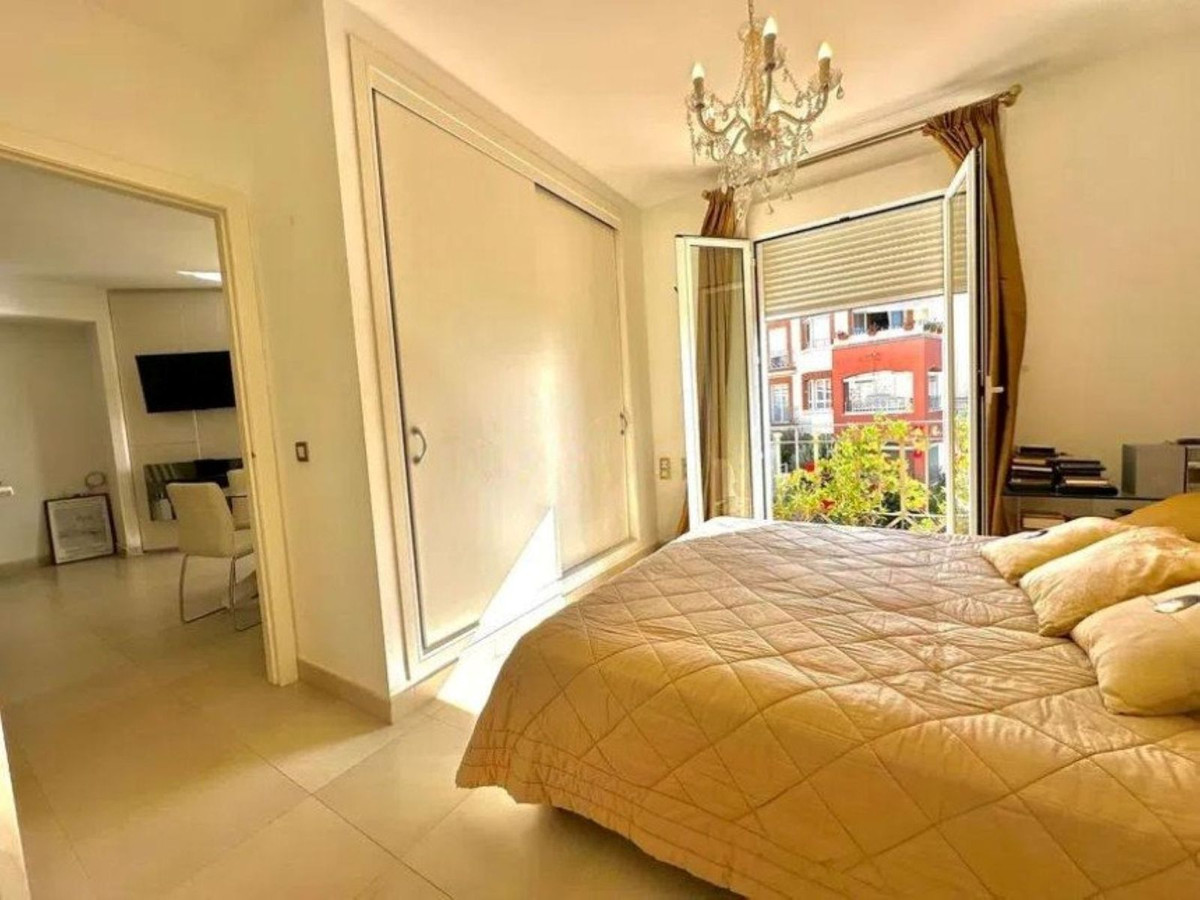 Appartement te koop in Benalmadena | 2 slaapkamers H5137456