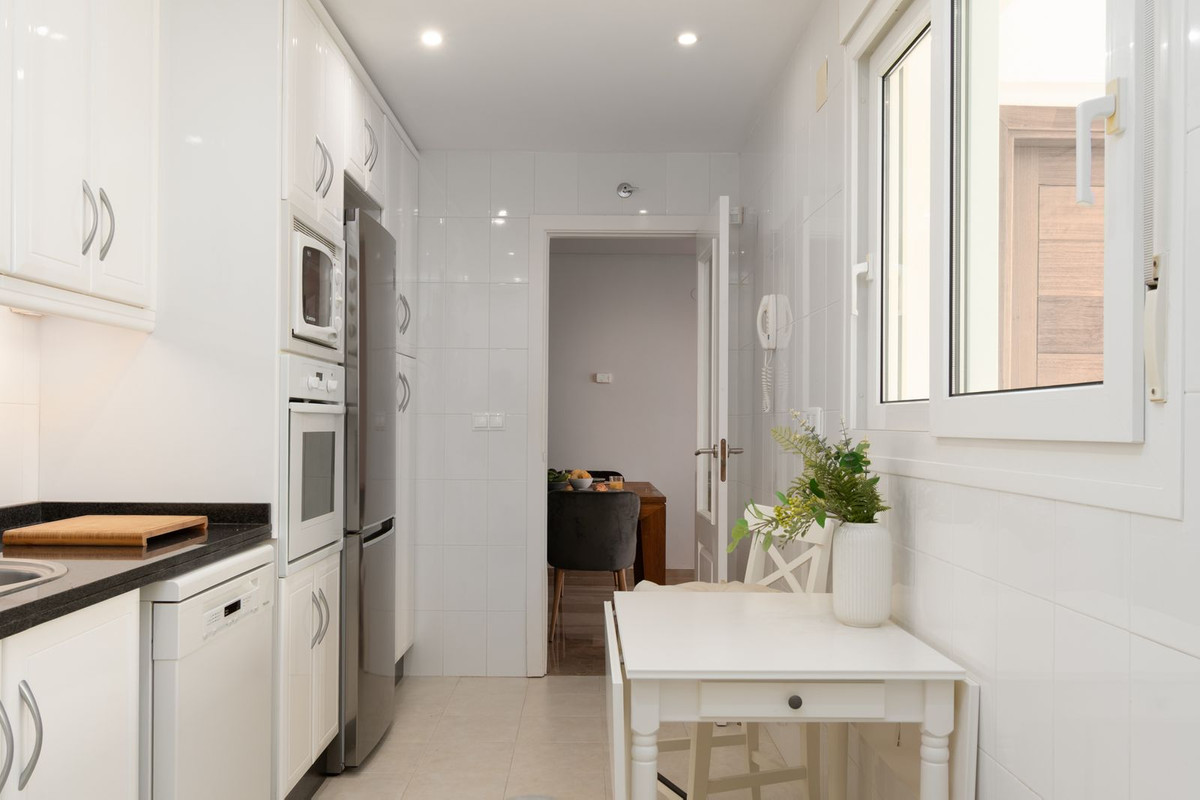 Appartement te koop in Benalmadena | 2 slaapkamers H5137945