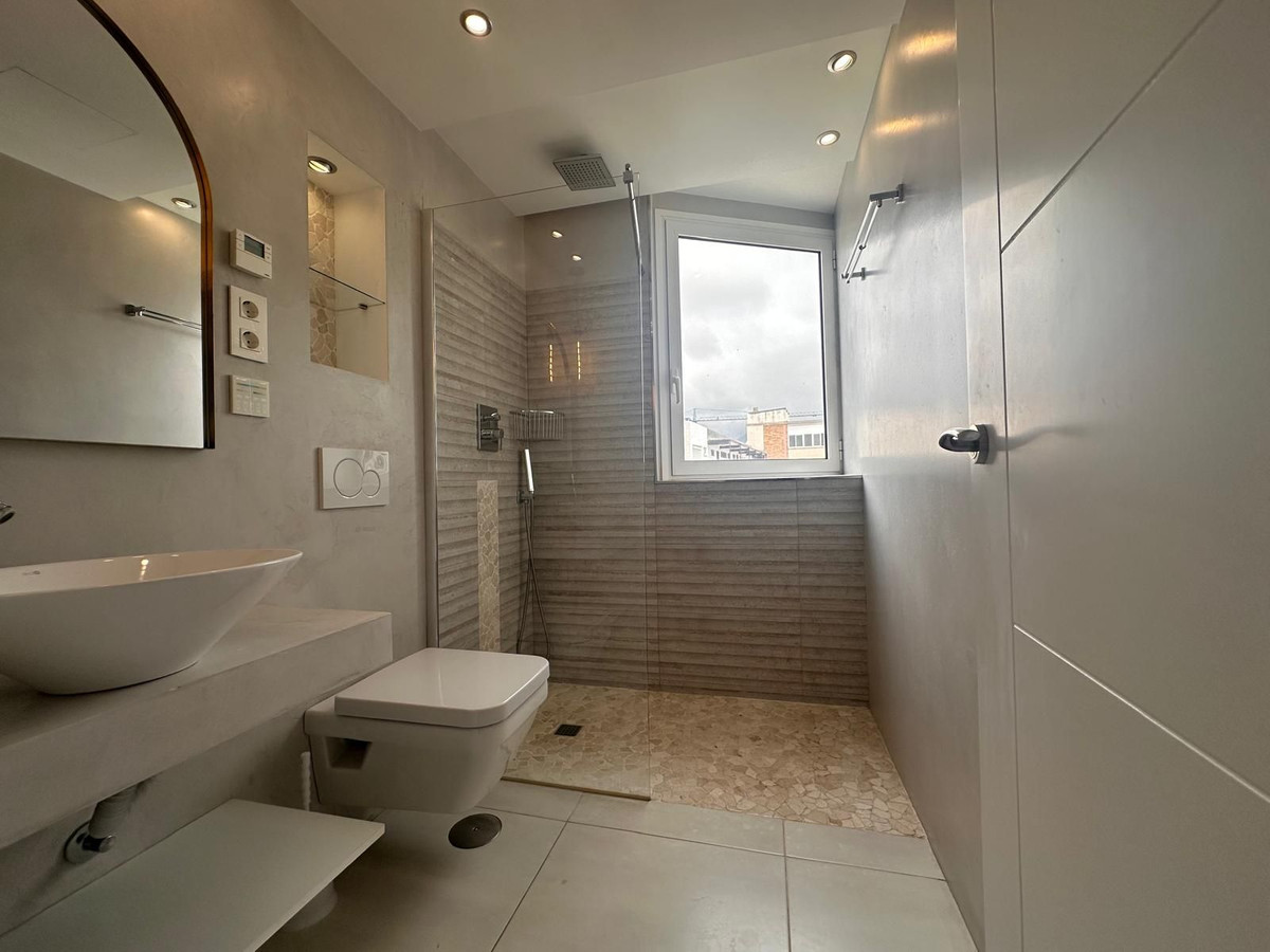 Appartement te koop in Benalmadena | 2 slaapkamers H5142982
