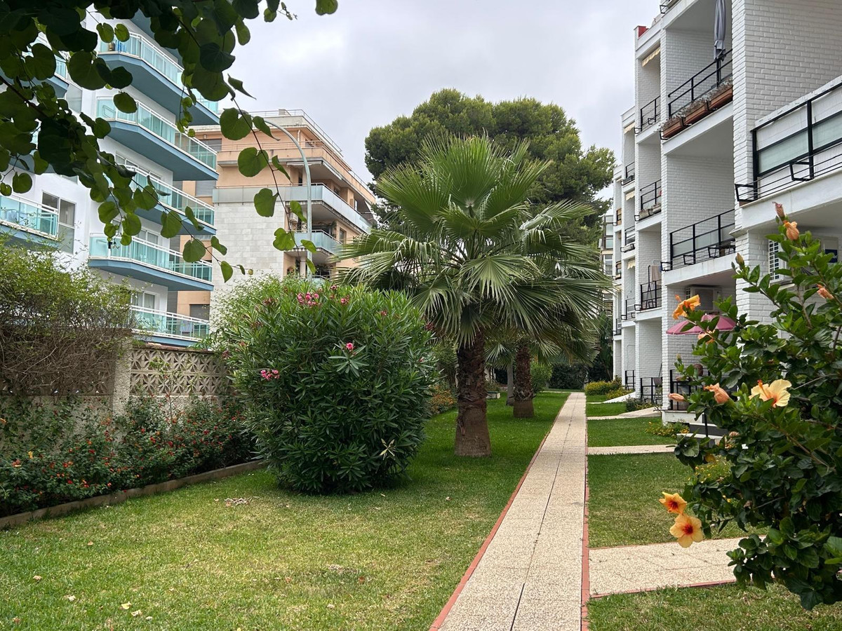 Appartement te koop in Benalmadena | 2 slaapkamers H5143567