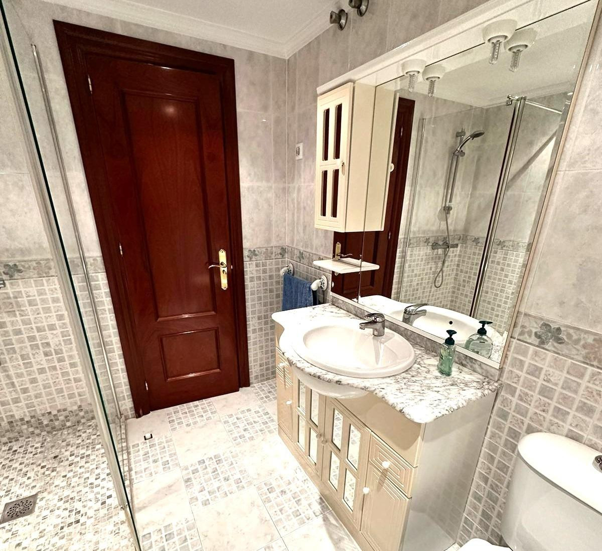 Appartement te koop in Benalmadena | 4 slaapkamers H5159209