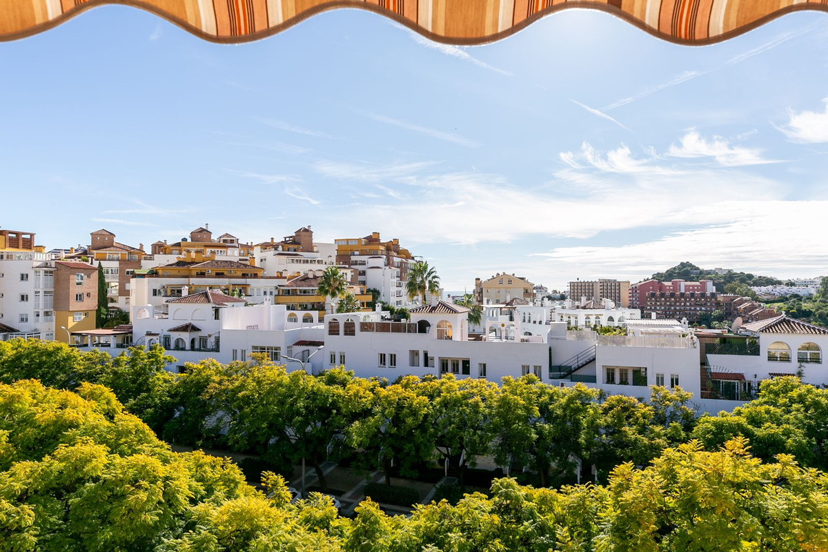 Appartement te koop in Benalmadena | 4 slaapkamers H5261305