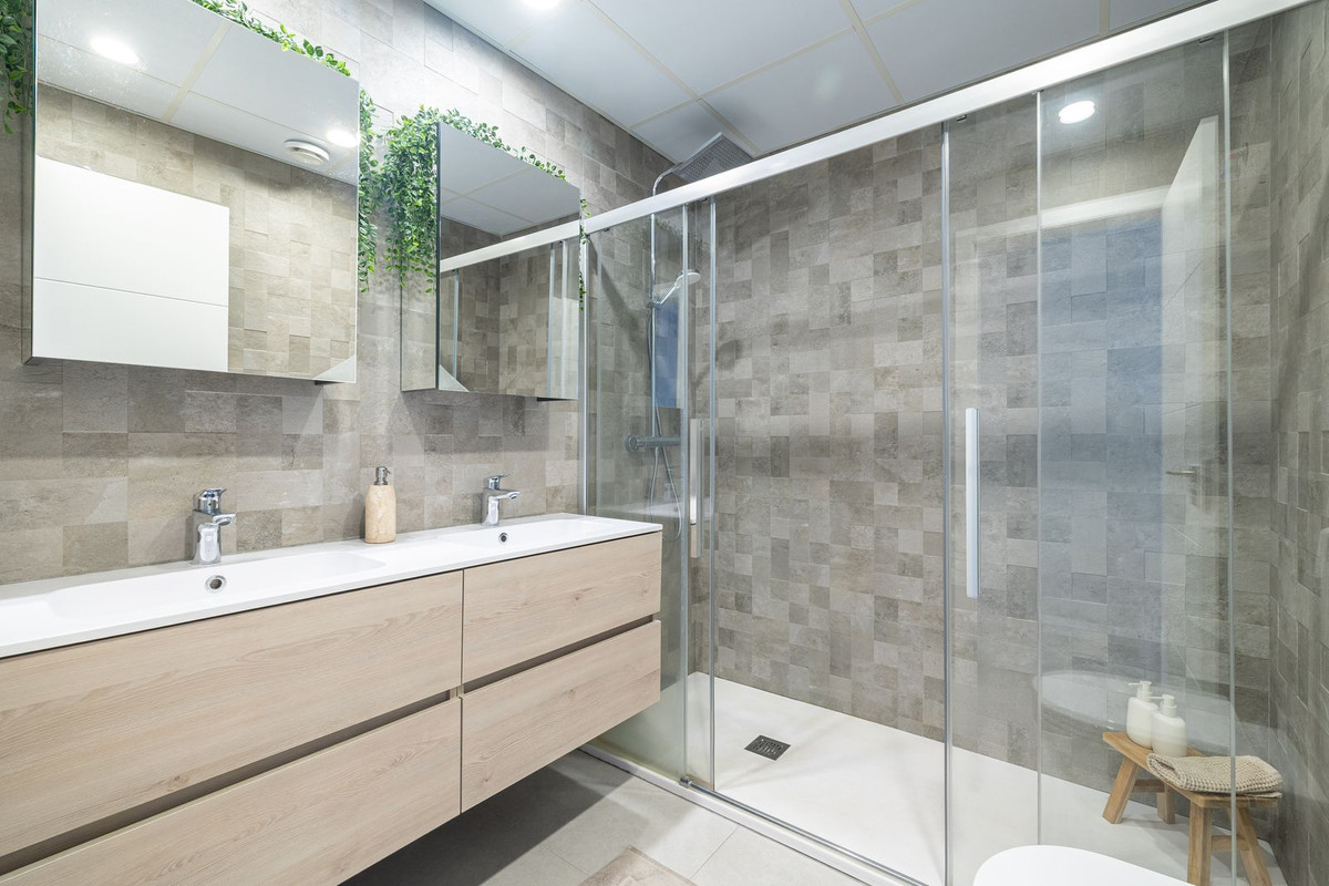 Appartement te koop in Benalmadena | 3 slaapkamers H5265943