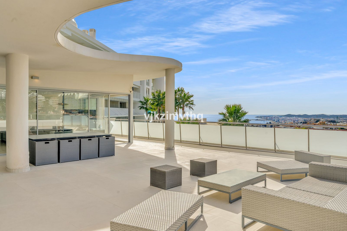 Penthouse te koop in Benalmadena | 3 slaapkamers H5274790