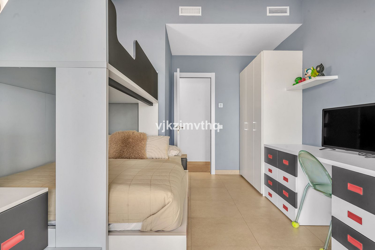 Penthouse te koop in Benalmadena | 3 slaapkamers H5274790