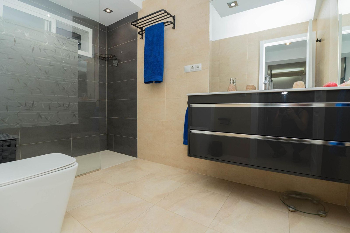 Appartement te koop in Benalmadena | 2 slaapkamers H5325115