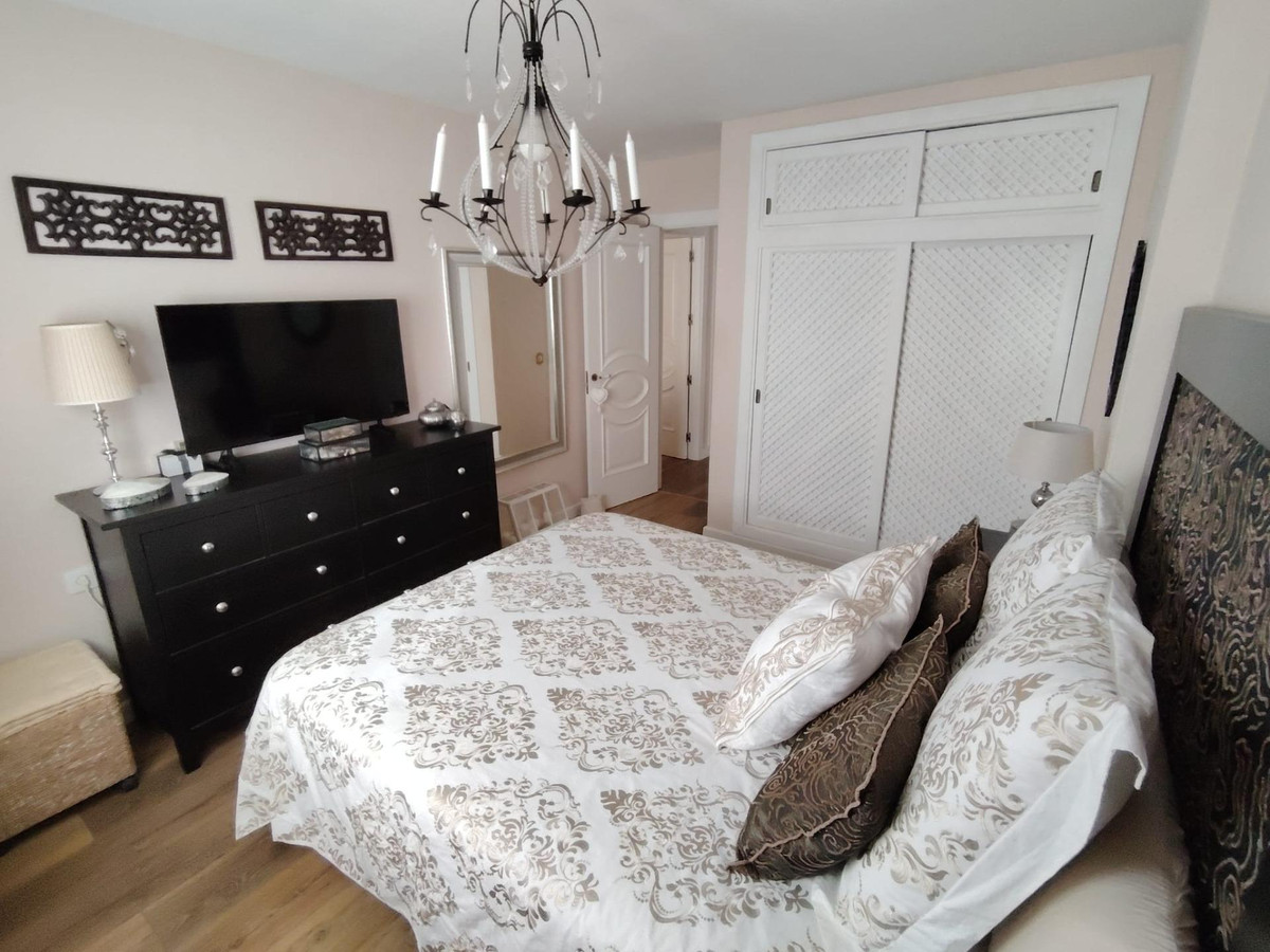 Appartement te koop in Benalmadena | 2 slaapkamers H5342890