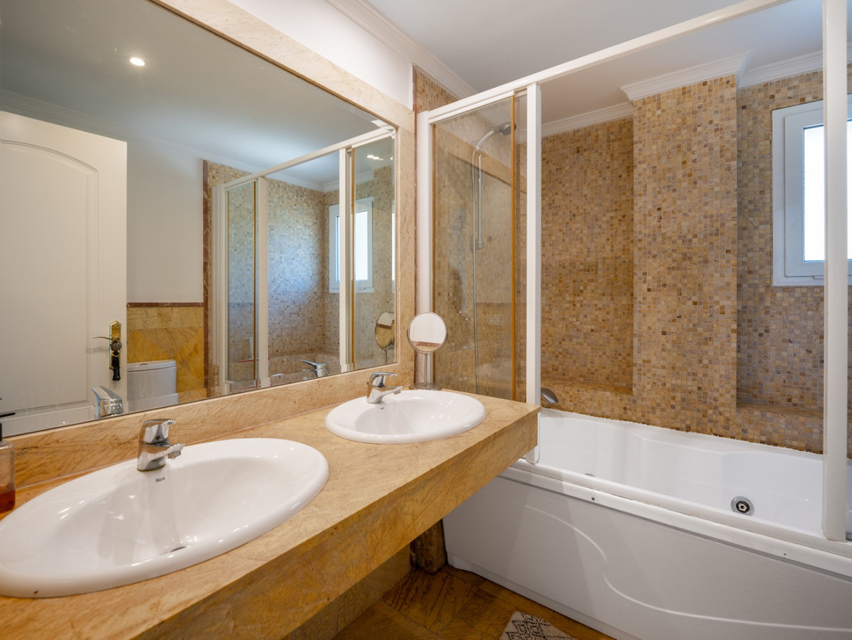 Appartement te koop in Benalmadena | 2 slaapkamers H5344429